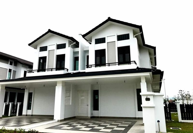 Tenderfields @ Eco Majestic