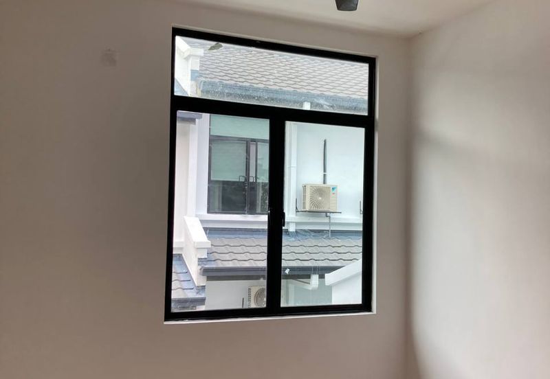 Cradleton @ Eco Majestic