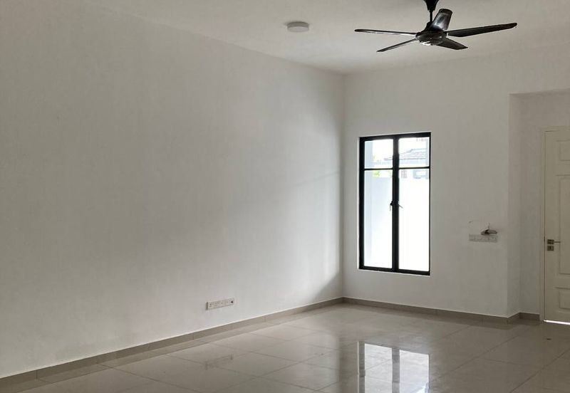 Cradleton @ Eco Majestic