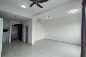 Kiara Plaza Service Apartment @ Semenyih