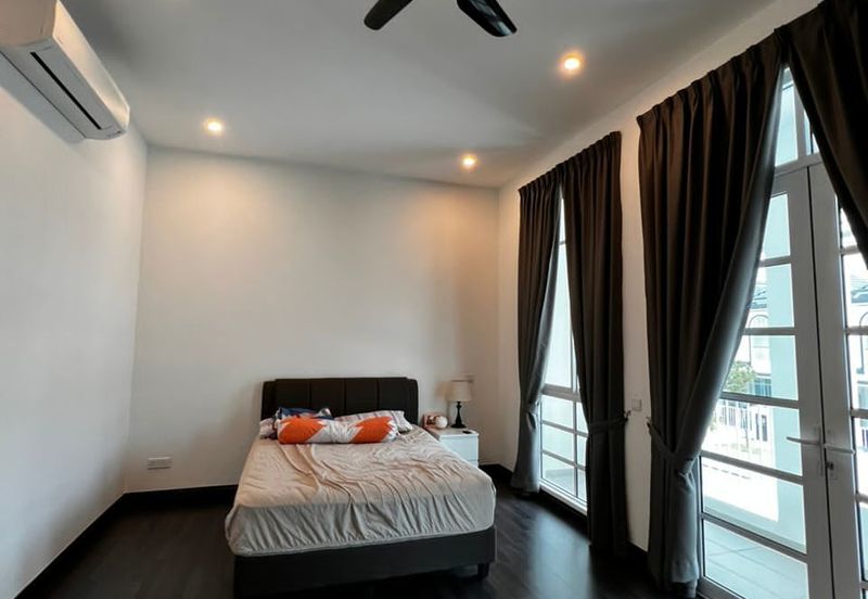 Merrydale @ Eco Majestic