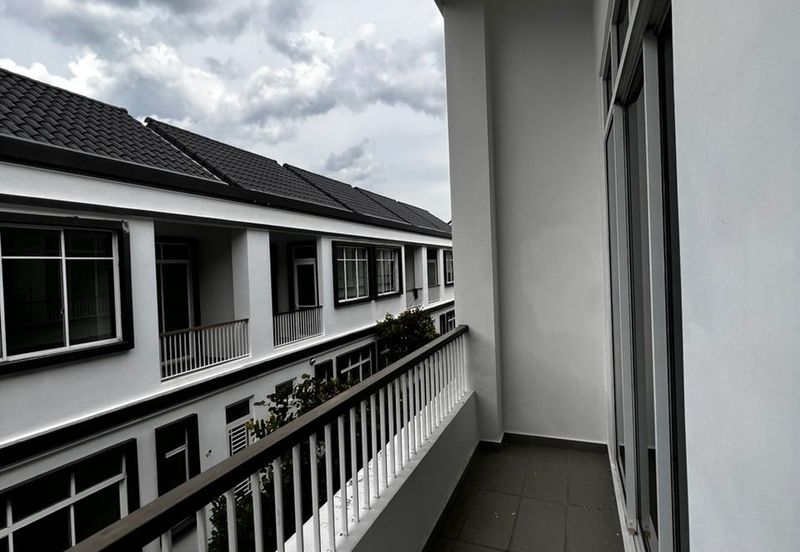 Merrydale @ Eco Majestic