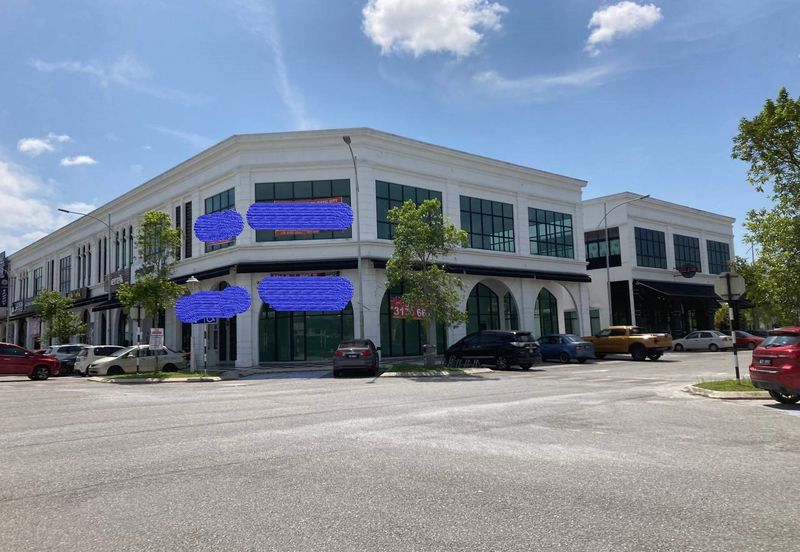 Ivoris @ Eco Majestic