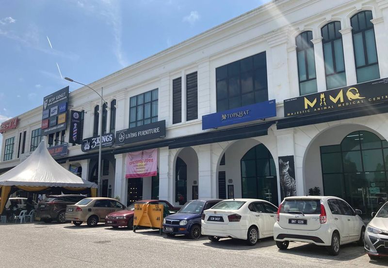 Ivoris @ Eco Majestic