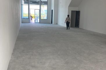 Ivoris @ Eco Majestic