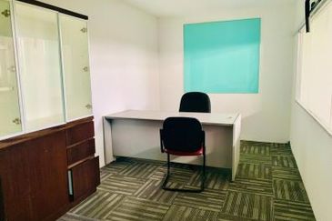Taipan Business Centre, USJ 10