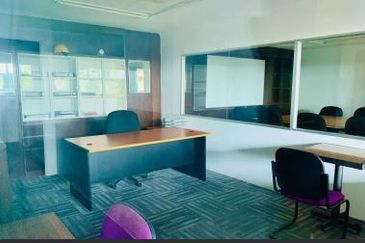 Taipan Business Centre, USJ 10