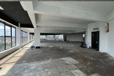 Taipan Business Centre, USJ 10