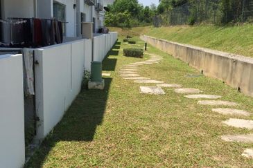 Parkfield Residences, Tropicana Heights