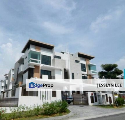 3 Storey Semi-D with -Private Lift， Sunville - Sungai Long, Selangor, Kajang