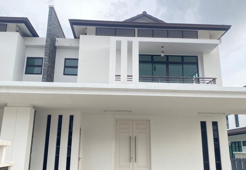 Tenderfields @ Eco Majestic