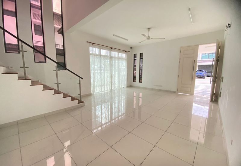 Tenderfields @ Eco Majestic