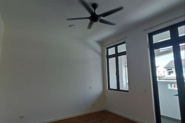 Cradleton @ Eco Majestic