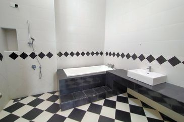 Mellowood @ Eco Majestic