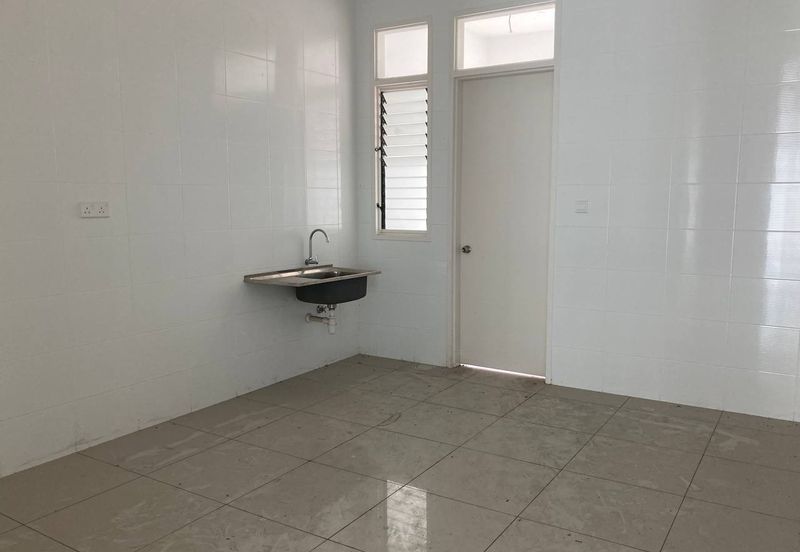 Cradleton @ Eco Majestic