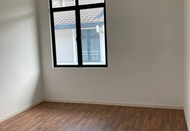 Cradleton @ Eco Majestic