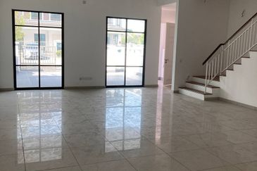 Cradleton @ Eco Majestic