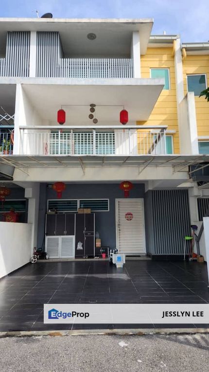 2.5 Storey Terrace Nadayu 92 Kajang Selangor , Selangor, Semenyih