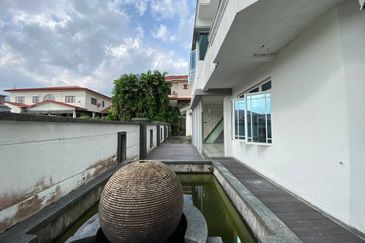 Impian Golf & Country Club