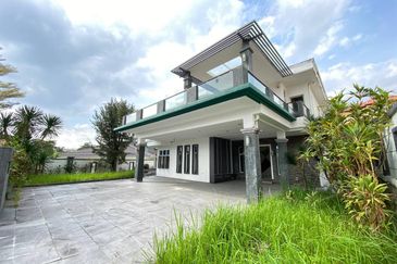 Impian Golf & Country Club