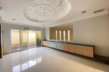 Impian Golf & Country Club