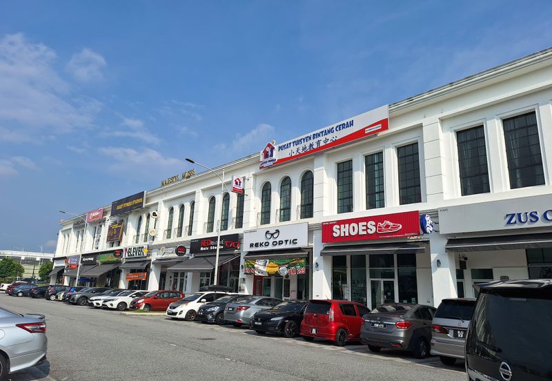 Ivoris @ Eco Majestic