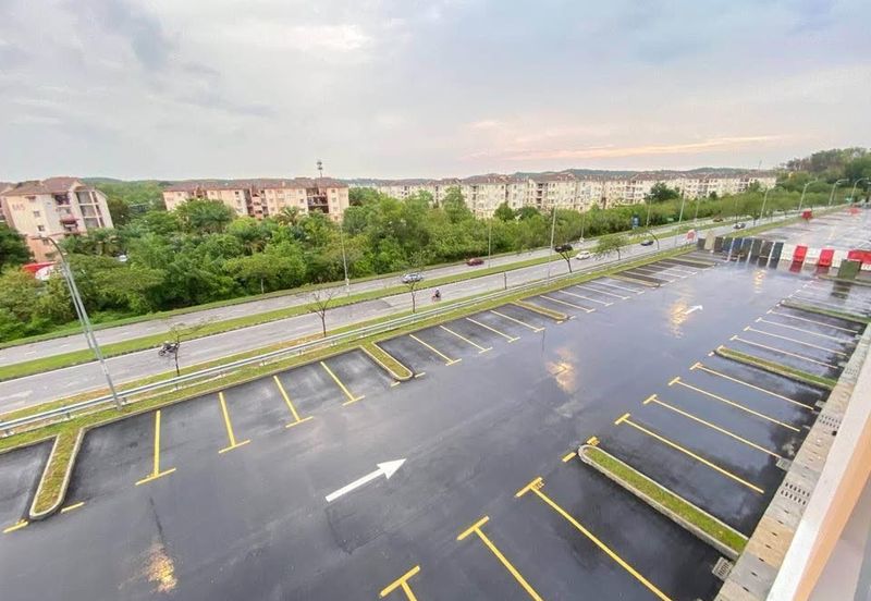 3 Storeys Shoplot [GROUND FLOOR] Avenue 3, Medan Puteri @ Bandar Tasik Puteri, Rawang, Selangor