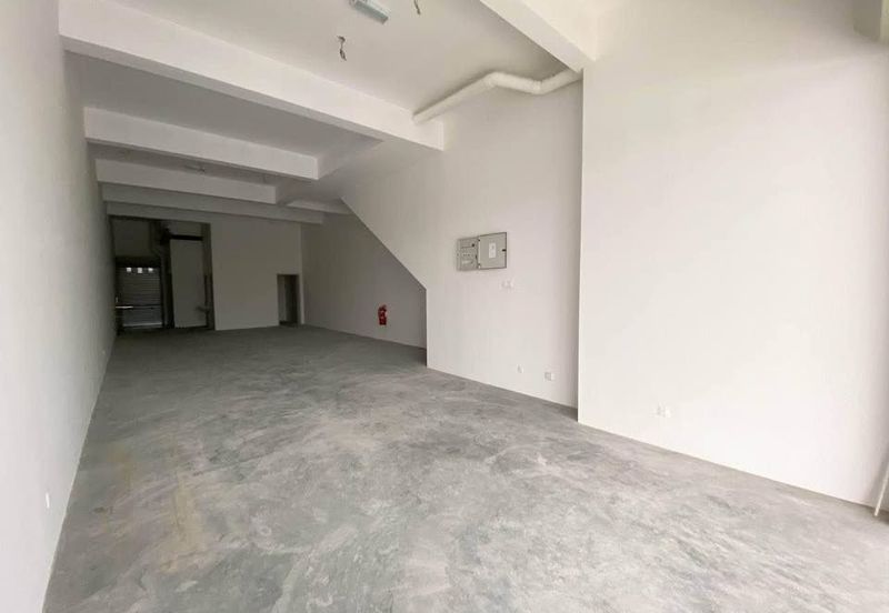 3 Storeys Shoplot [GROUND FLOOR] Avenue 3, Medan Puteri @ Bandar Tasik Puteri, Rawang, Selangor