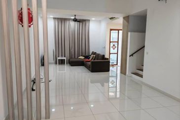 Parkfield Residences, Tropicana Heights