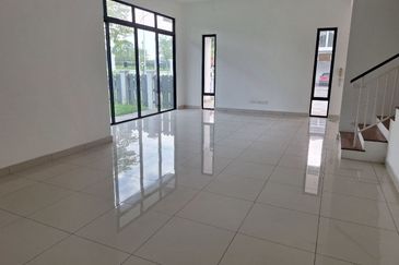 Tenderfields @ Eco Majestic