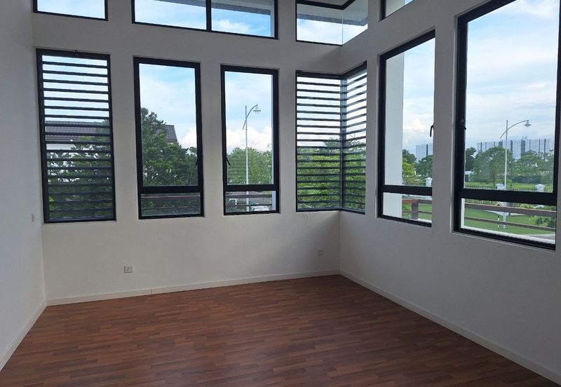 Tenderfields @ Eco Majestic