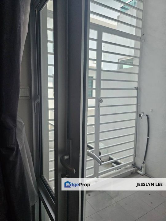 Kajang Semi D 1080 Residence Puncak Saujana, Selangor, Kajang