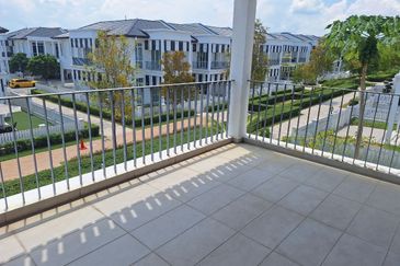 Mellowood @ Eco Majestic