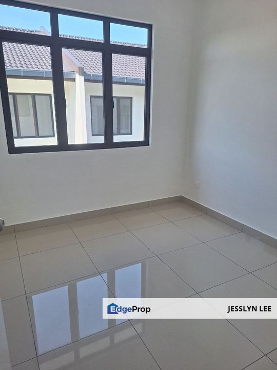 Mutiara Hills Semenyih Landed [Full Loan, Free MOT, Free spa, loan legals fees], Selangor, Semenyih