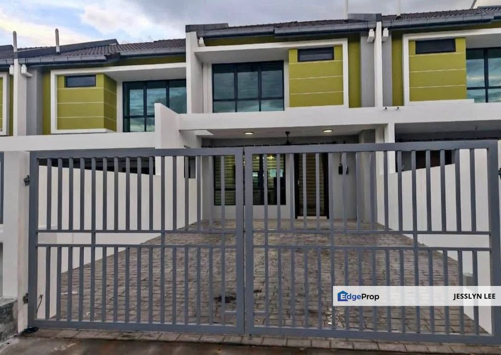 [Full Loan] Akina Bandar Teknologi Kajang Semenyih Landed House , Selangor, Semenyih
