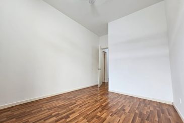 Cradleton @ Eco Majestic