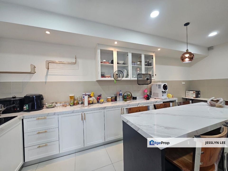 Villa Astana Kajang Semi D for Sale [Renovated], Selangor, Kajang