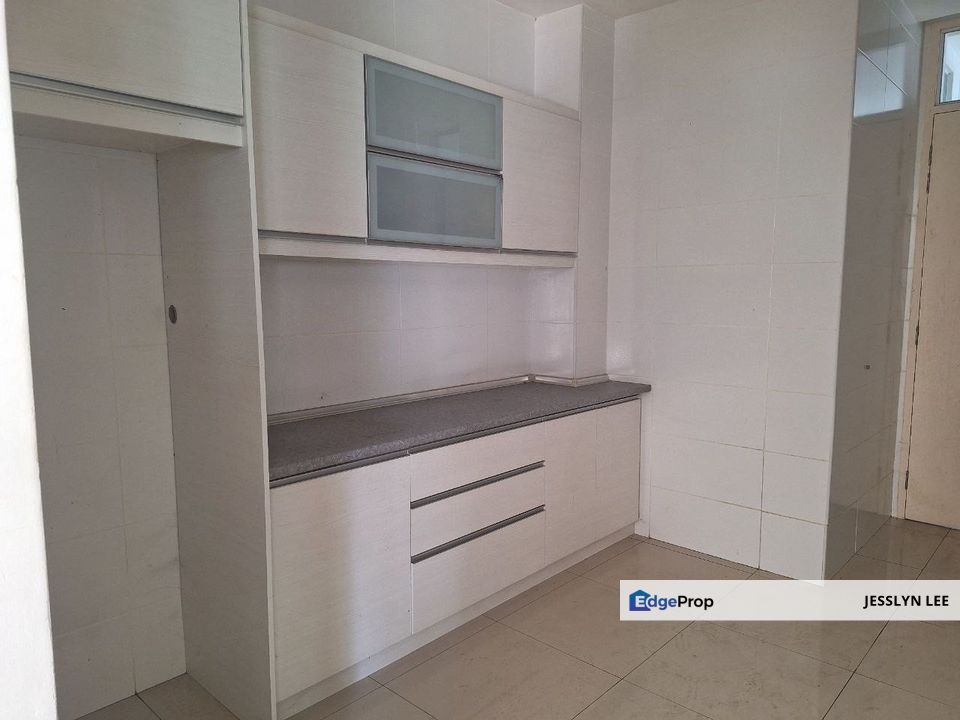 (Partially Furnished) Eco Majestic Semenyih Tenderfield for Sale, Selangor, Semenyih