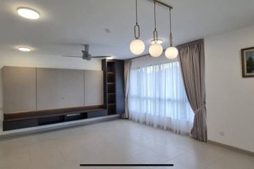 Astrea Residence (Residensi Astrea)