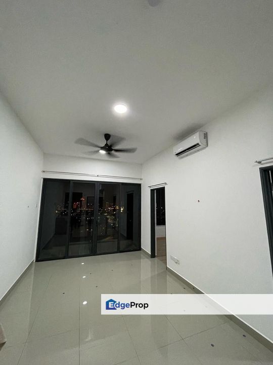 (Partially Furnish) Aera Residence Petaling Jaya for Sale, Selangor, Petaling Jaya