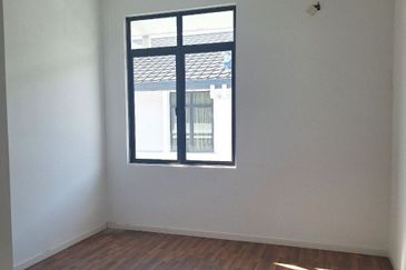 Cradleton @ Eco Majestic