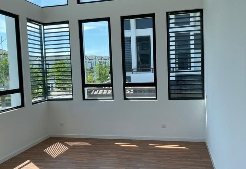 Tenderfields @ Eco Majestic