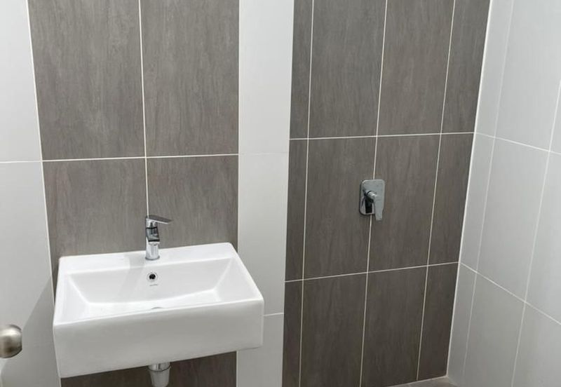 Tenderfields @ Eco Majestic