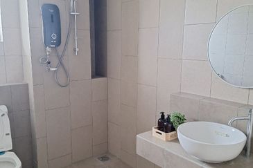 Jadite Suites @ Jade Hills