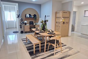 Jadite Suites @ Jade Hills