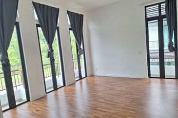 Tenderfields @ Eco Majestic