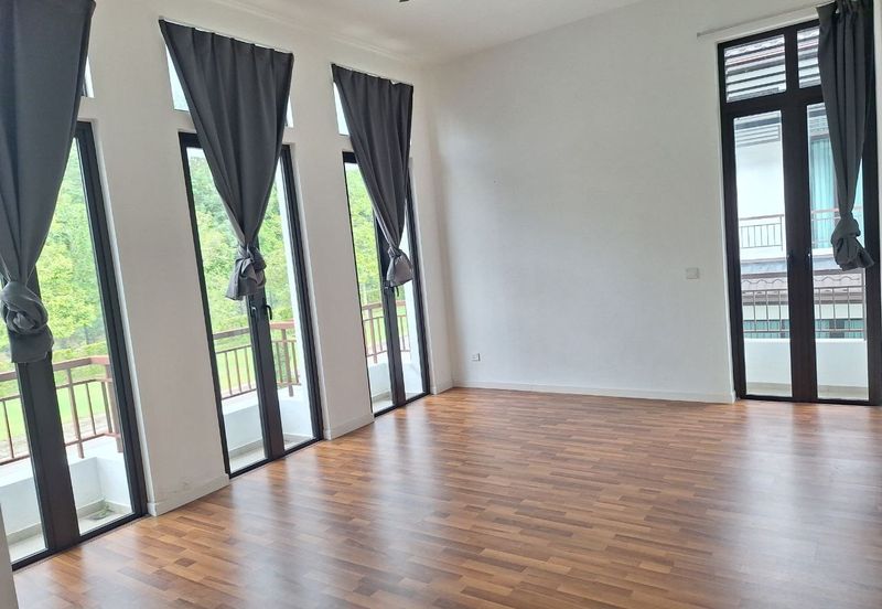 Tenderfields @ Eco Majestic