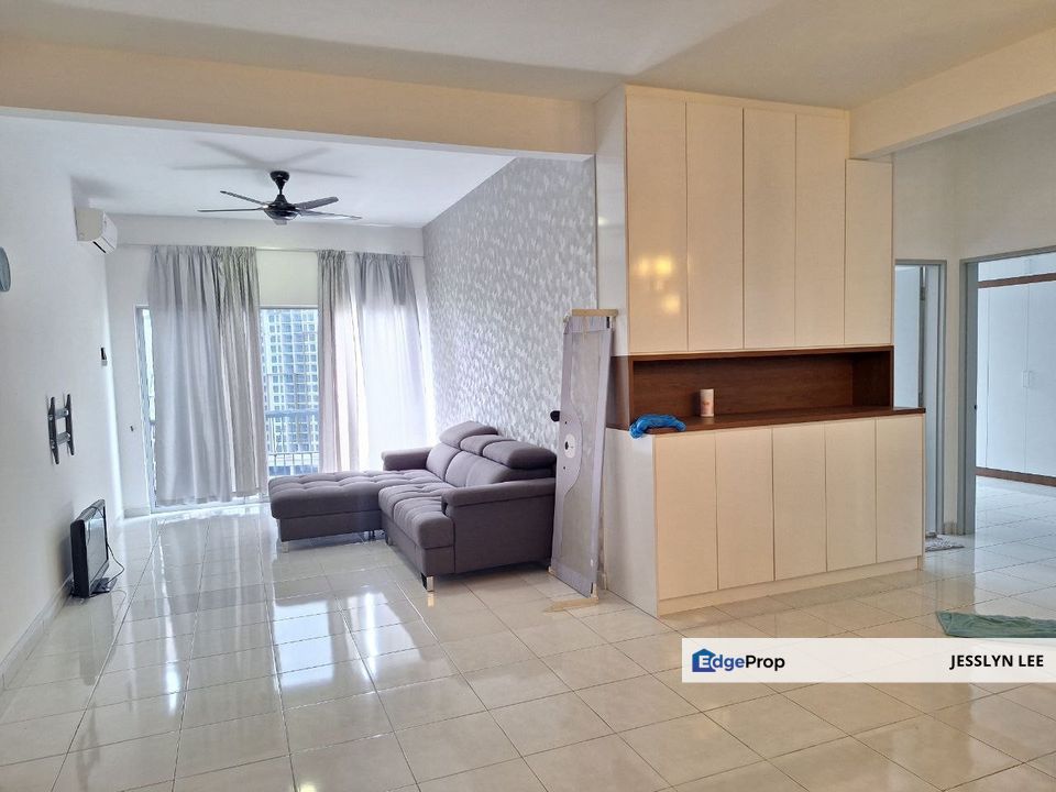 PANGSAPURI PUNCAK SAUJANA KAJANG  80% Fully furnish, Selangor, Kajang