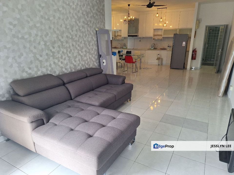 PANGSAPURI PUNCAK SAUJANA KAJANG  80% Fully furnish, Selangor, Kajang