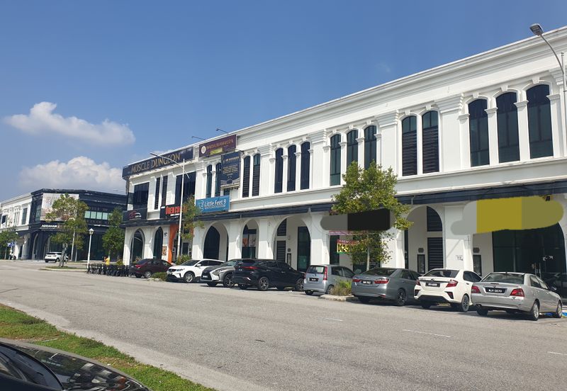 Ivoris @ Eco Majestic